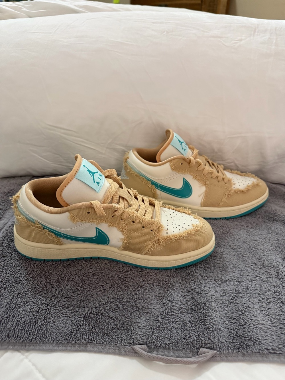 Jordan 1 Low SE “Wave” (Sesame/Dusty Cactus) Women’s Size 7.5 - Picture 6 of 11